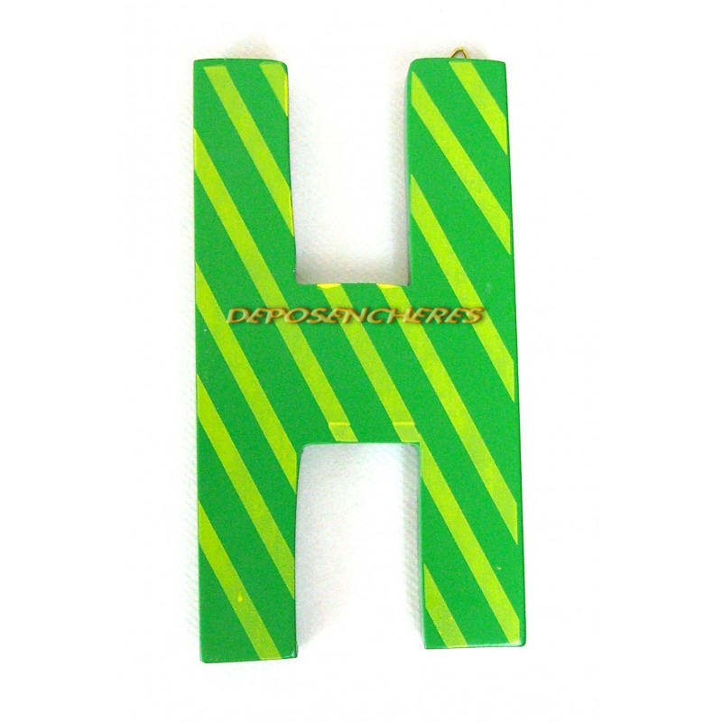 Lettre alphabet "H" en bois peint 15cm